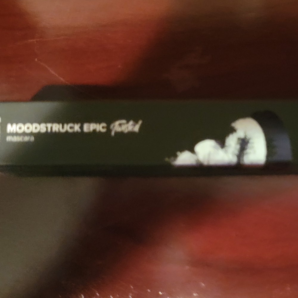 Younique Epic Twisted Mascara BNIB